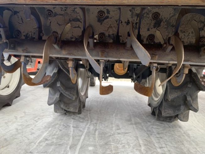 トラクター KL27RFMANRF5 写真３